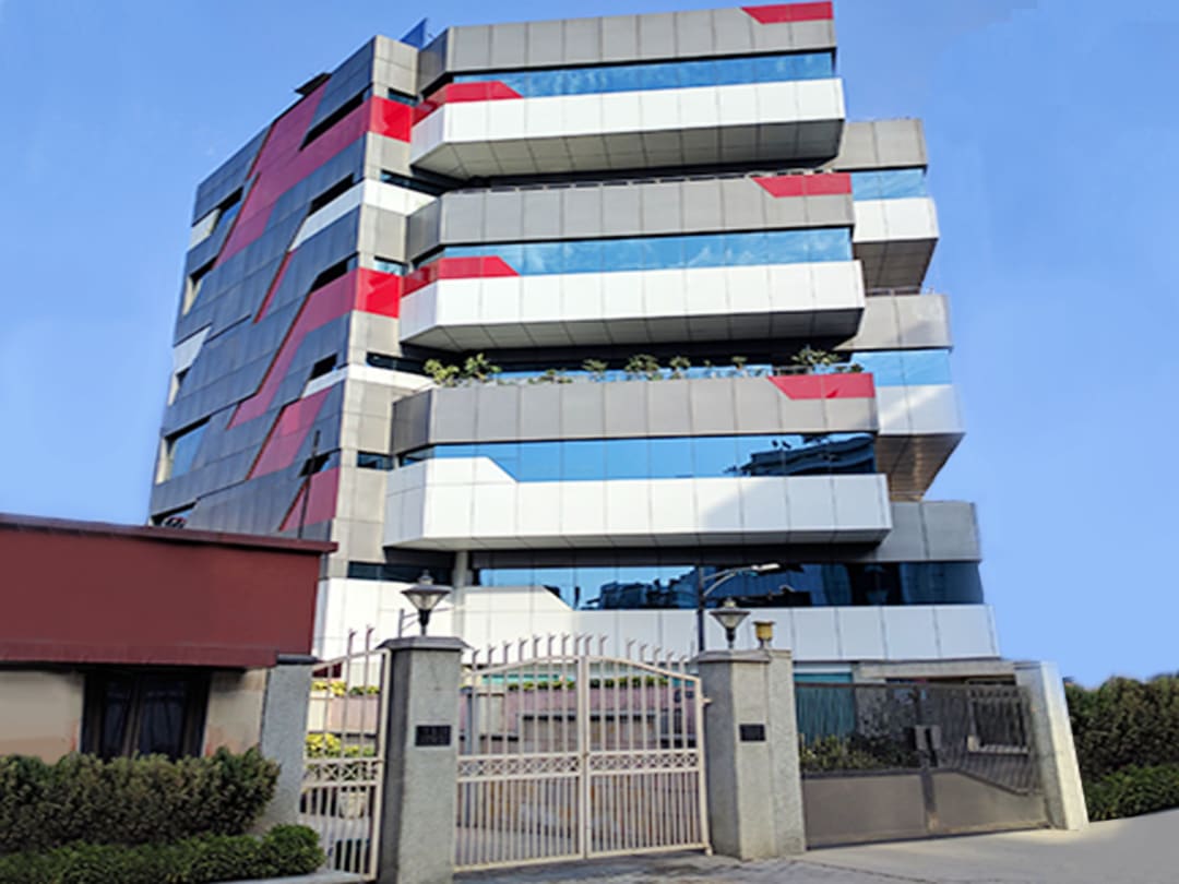 Independent office building exterior in Sector 44, Gurugram